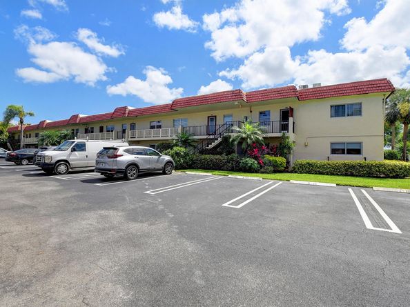 5 Abbey Lane 108, Delray Beach FL 33446