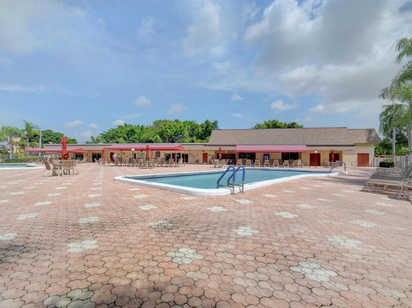 5 Abbey Lane 108, Delray Beach FL 33446