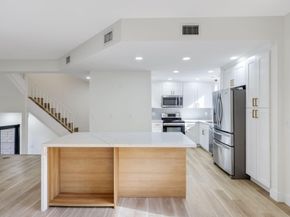 1401 NE 9 St 23, Fort Lauderdale FL 33304