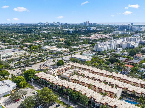 1401 NE 9 St 23, Fort Lauderdale FL 33304