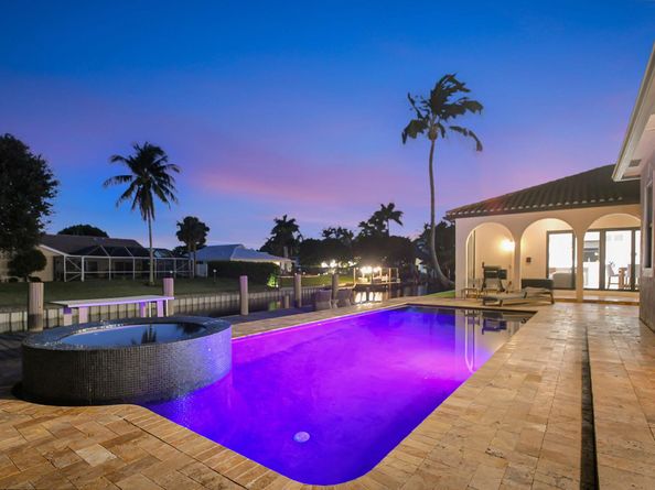 832 SW 34th Avenue, Boynton Beach FL 33435