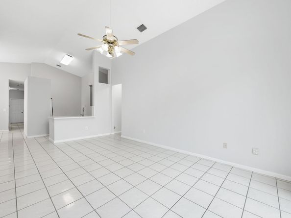 678 NW 155th Ter, Pembroke Pines FL 33028