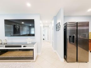 1527 20th Avenue N, Lake Worth Beach FL 33460