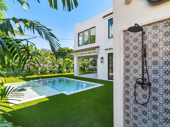 317 Greymon Drive, West Palm Beach FL 33405