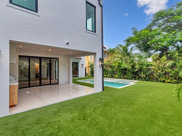 317 Greymon Drive, West Palm Beach FL 33405
