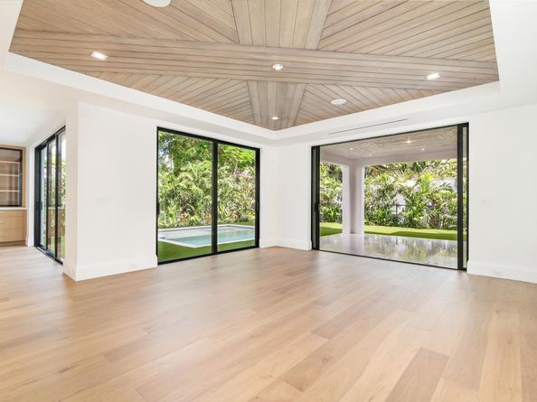 317 Greymon Drive, West Palm Beach FL 33405