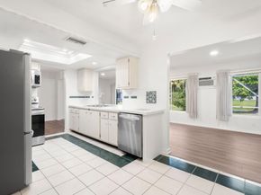1165 NW 67th Ave, Margate FL 33063