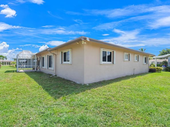 1165 NW 67th Ave, Margate FL 33063