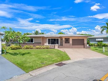 1165 NW 67th Ave