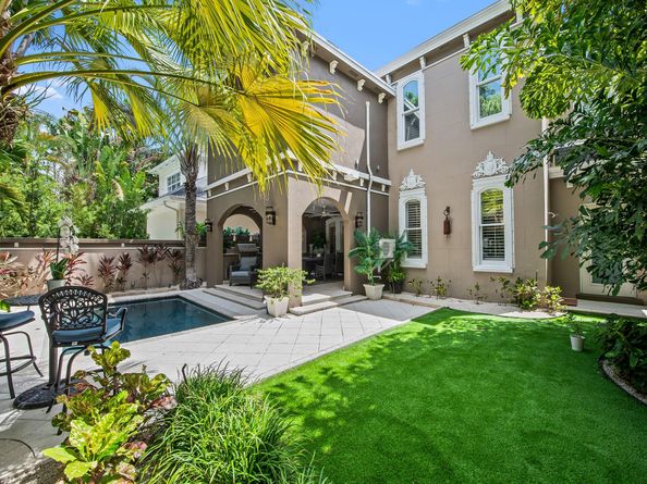 525 N Victoria Park Rd, Fort Lauderdale FL 33301