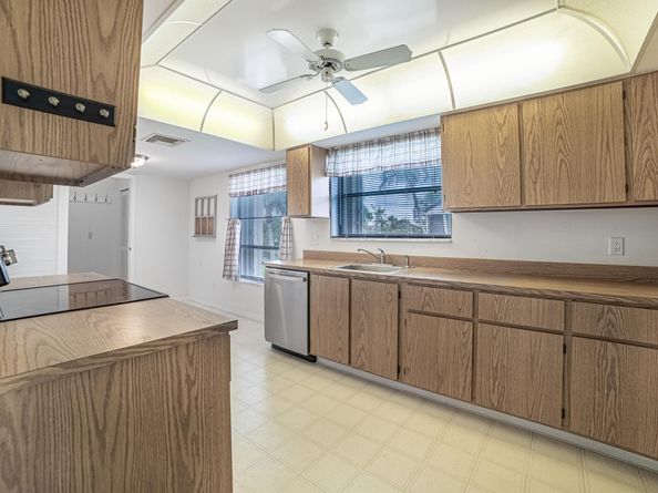 102 Wingfoot Drive D, Jupiter FL 33458