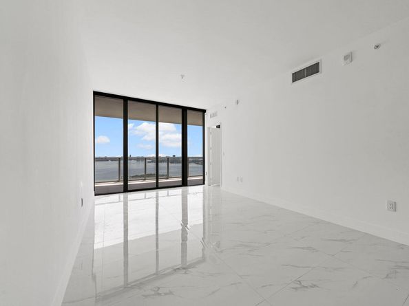 700 NE 24th Street 3002, Miami FL 33137