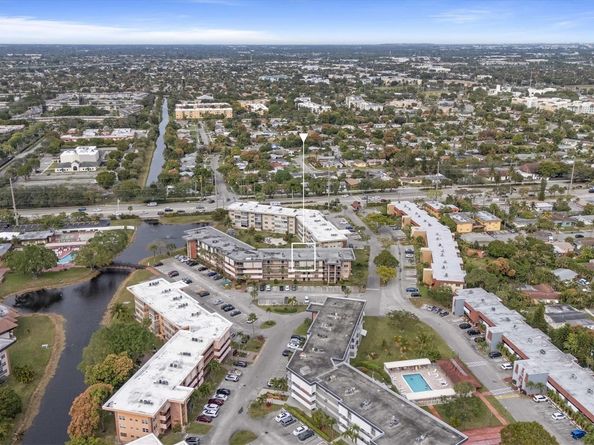 3051 NW 46th Ave 408, Lauderdale Lakes FL 33313