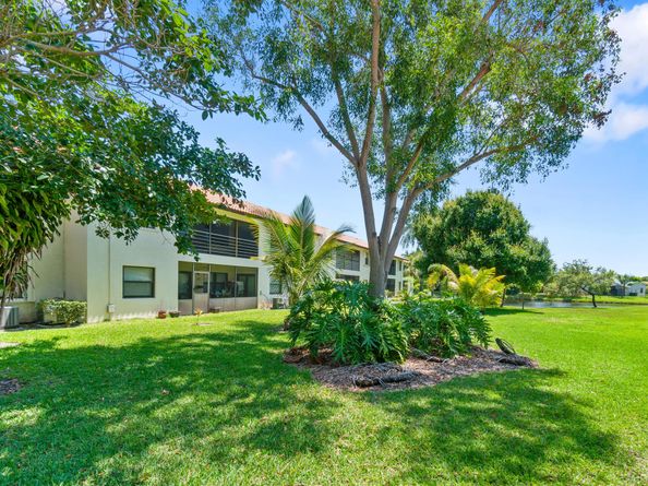 3 Via De Casas Sur 204, Boynton Beach FL 33426