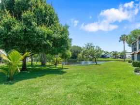 3 Via De Casas Sur 204, Boynton Beach FL 33426