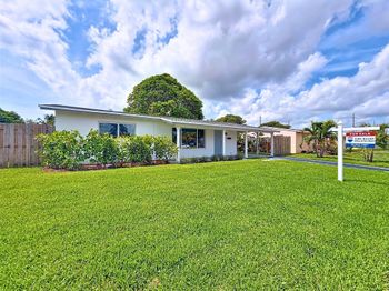 12 SW 13th Ct