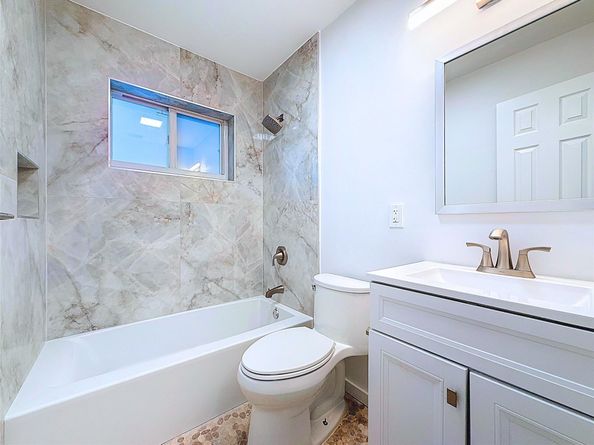 12 SW 13th Ct, Deerfield Beach FL 33441