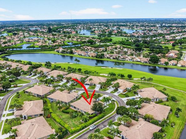 6900 Cairnwell Drive, Boynton Beach FL 33472