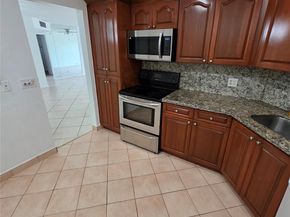 6361 N Falls Circle Dr 207, Lauderhill FL 33319
