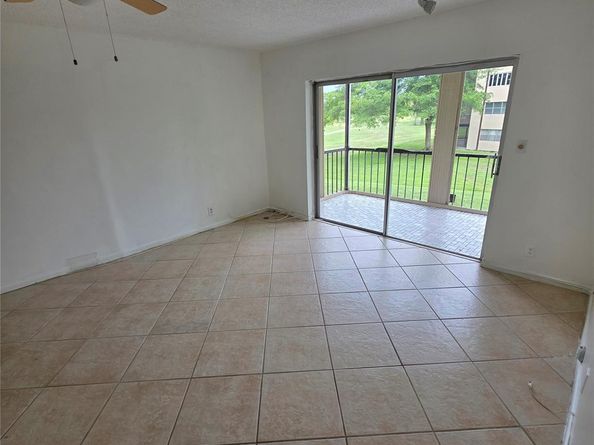 6361 N Falls Circle Dr 207, Lauderhill FL 33319