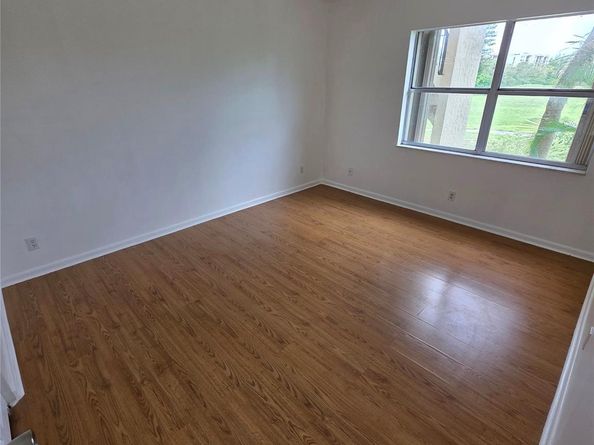 6361 N Falls Circle Dr 207, Lauderhill FL 33319