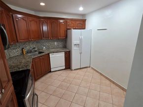 6361 N Falls Circle Dr 207, Lauderhill FL 33319