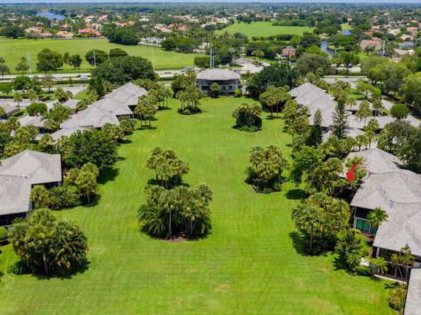 13224 Polo Club Road A204, Wellington FL 33414
