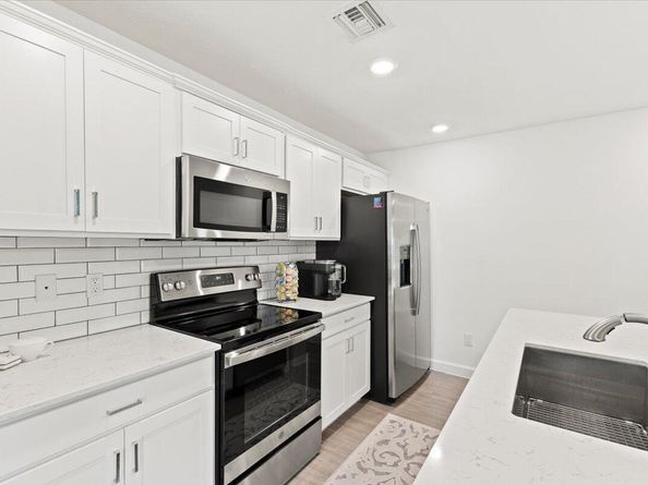 6019 Woods Edge Circle, Riviera Beach FL 33410