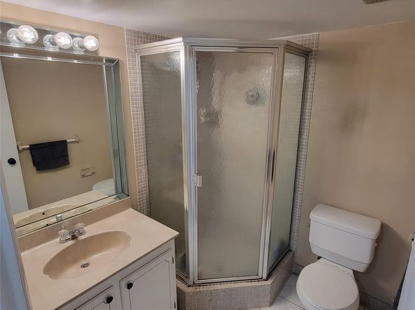 9355 SW 8th St 310, Boca Raton FL 33428