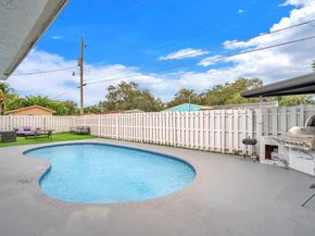 6630 Cody St, Hollywood FL 33024