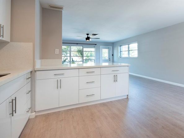 2380 NE 8th Ave, Pompano Beach FL 33064
