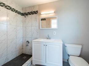 2380 NE 8th Ave, Pompano Beach FL 33064