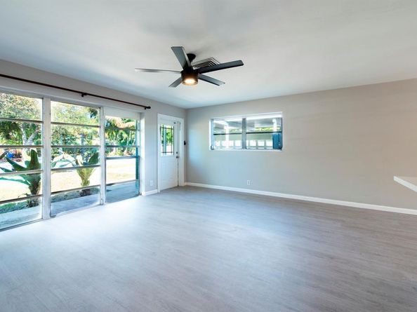 2380 NE 8th Ave, Pompano Beach FL 33064
