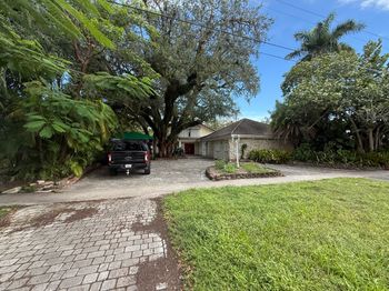 3731 N Park Road