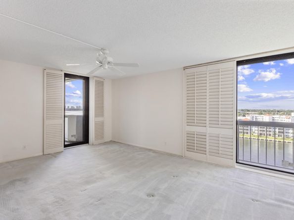123 Lakeshore Drive 943, North Palm Beach FL 33408