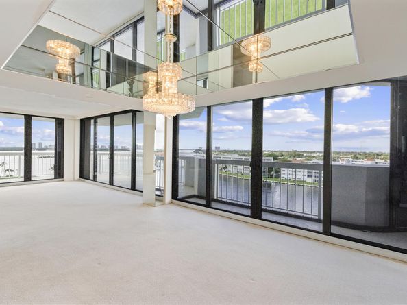 123 Lakeshore Drive 943, North Palm Beach FL 33408