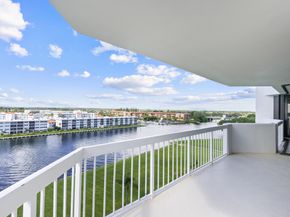 123 Lakeshore Drive 943, North Palm Beach FL 33408