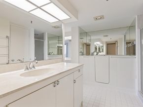 123 Lakeshore Drive 943, North Palm Beach FL 33408