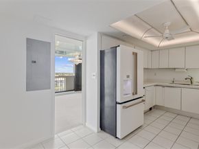 123 Lakeshore Drive 943, North Palm Beach FL 33408