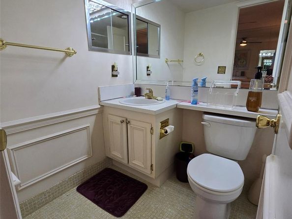 2 Grantham D 2, Deerfield Beach FL 33442