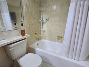 2 Grantham D 2, Deerfield Beach FL 33442