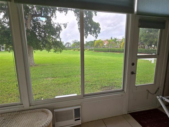 2 Grantham D 2, Deerfield Beach FL 33442