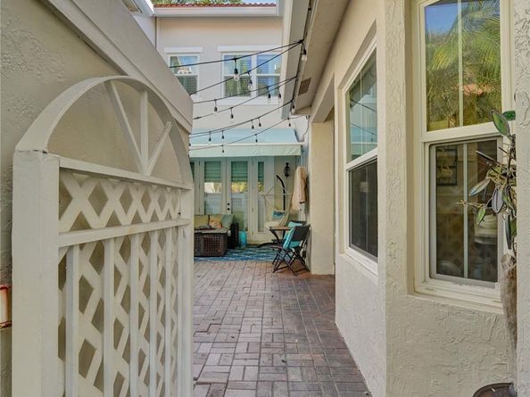 1241 Weeping Willow Way 1241, Hollywood FL 33019