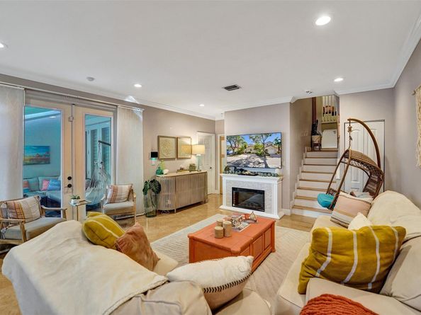 1241 Weeping Willow Way 1241, Hollywood FL 33019