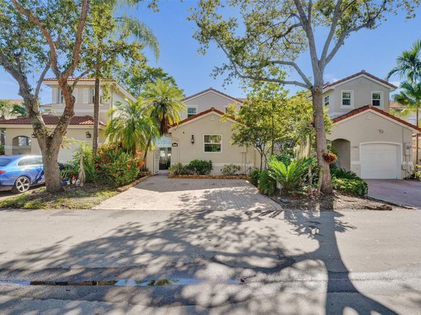 1241 Weeping Willow Way 1241, Hollywood FL 33019
