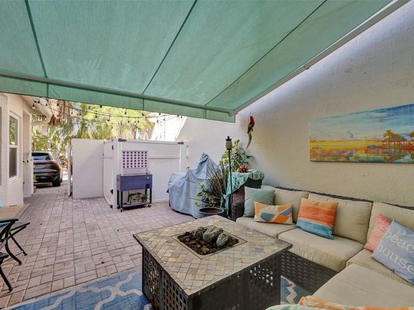 1241 Weeping Willow Way 1241, Hollywood FL 33019