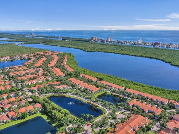 1241 Weeping Willow Way 1241, Hollywood FL 33019