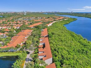 1241 Weeping Willow Way 1241, Hollywood FL 33019