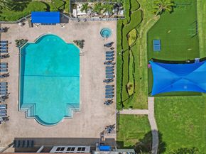 1241 Weeping Willow Way 1241, Hollywood FL 33019