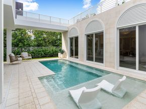 812 Palm Trail, Delray Beach FL 33483